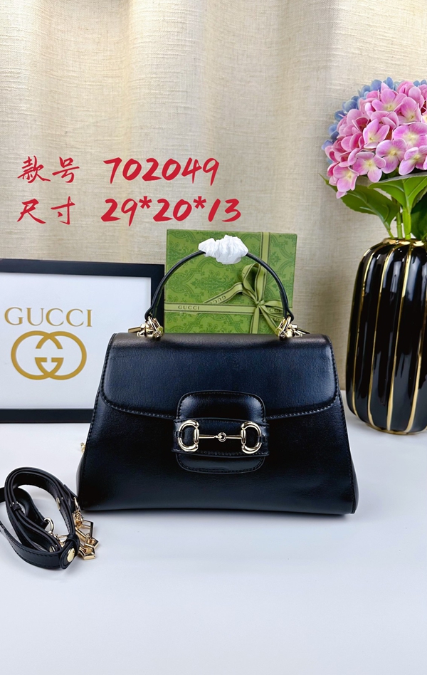 激安グッチバッグコピー正面デザイン